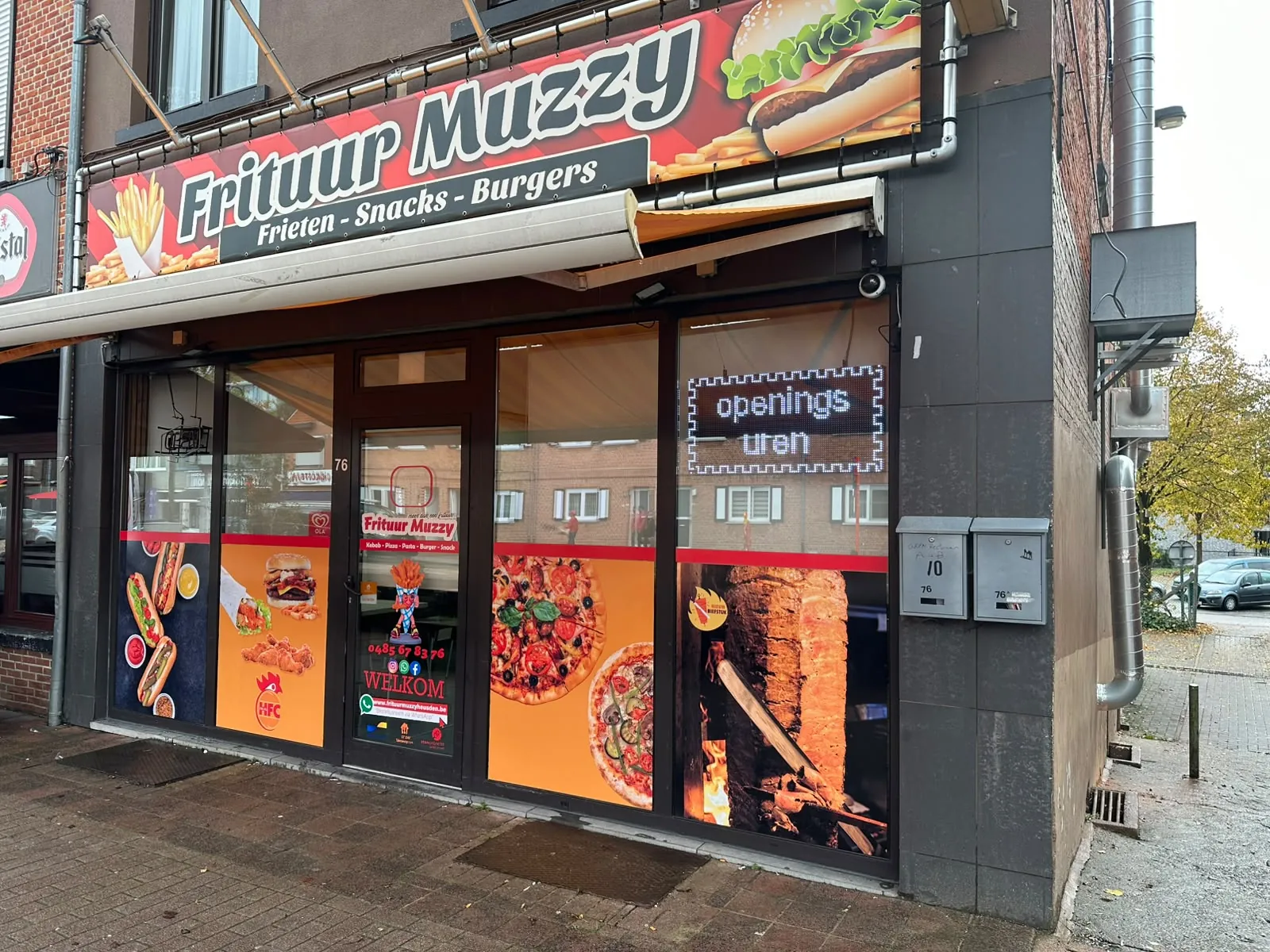 Project: raambelettering frituur